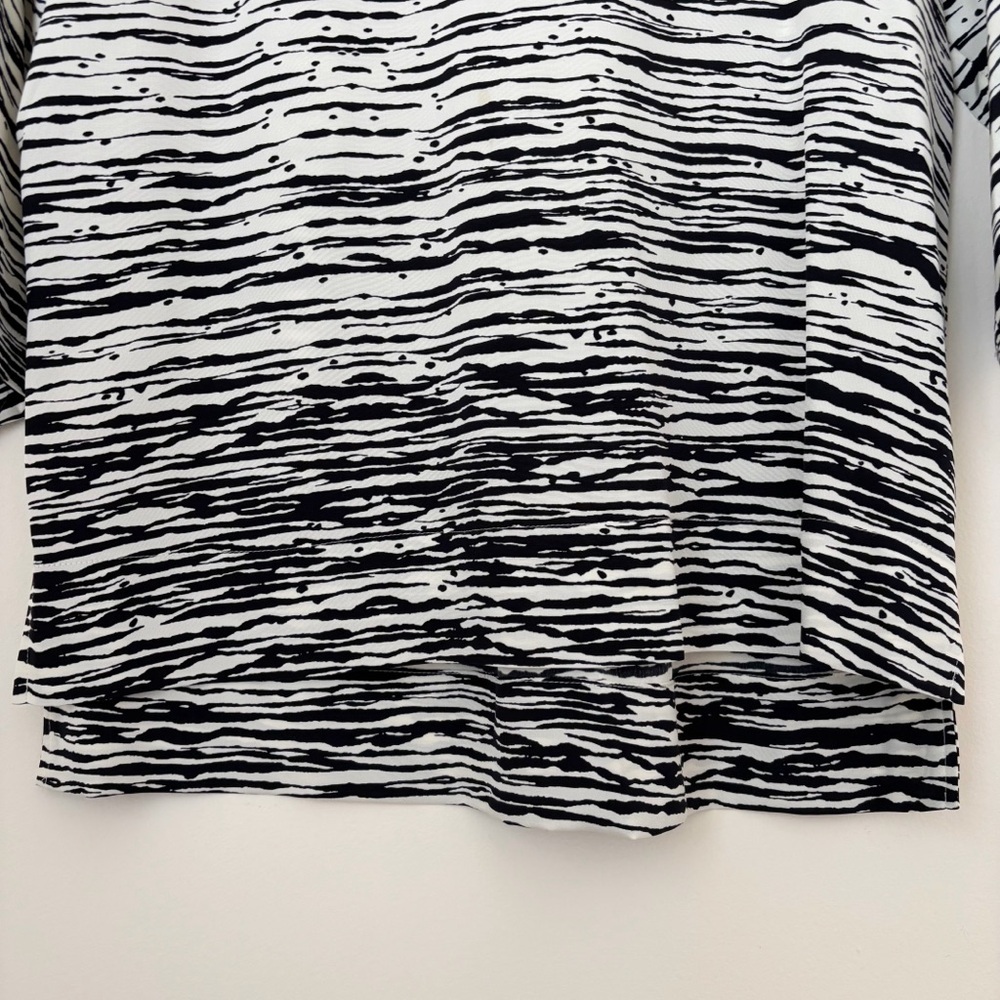 Vince White & Black Striped Silk Blouse XS Office Chic - Picture 5 of 10